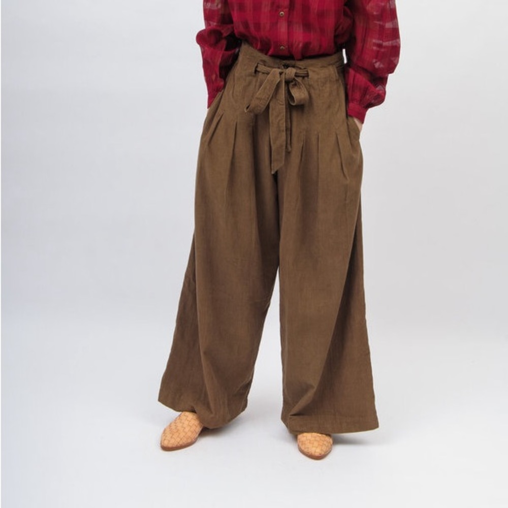 Rujuta Sheth Trade Pleated Pants in Moss